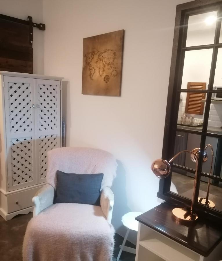 The Oak Treehouse Bnb Куинстаун Экстерьер фото