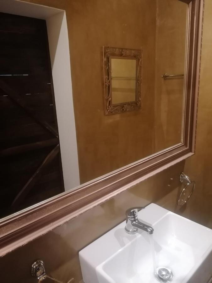 The Oak Treehouse Bnb Куинстаун Экстерьер фото