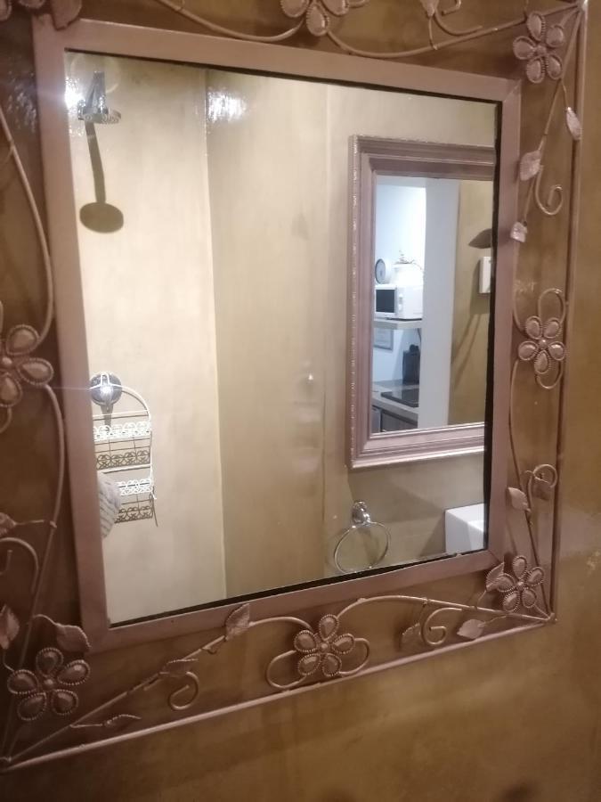 The Oak Treehouse Bnb Куинстаун Экстерьер фото