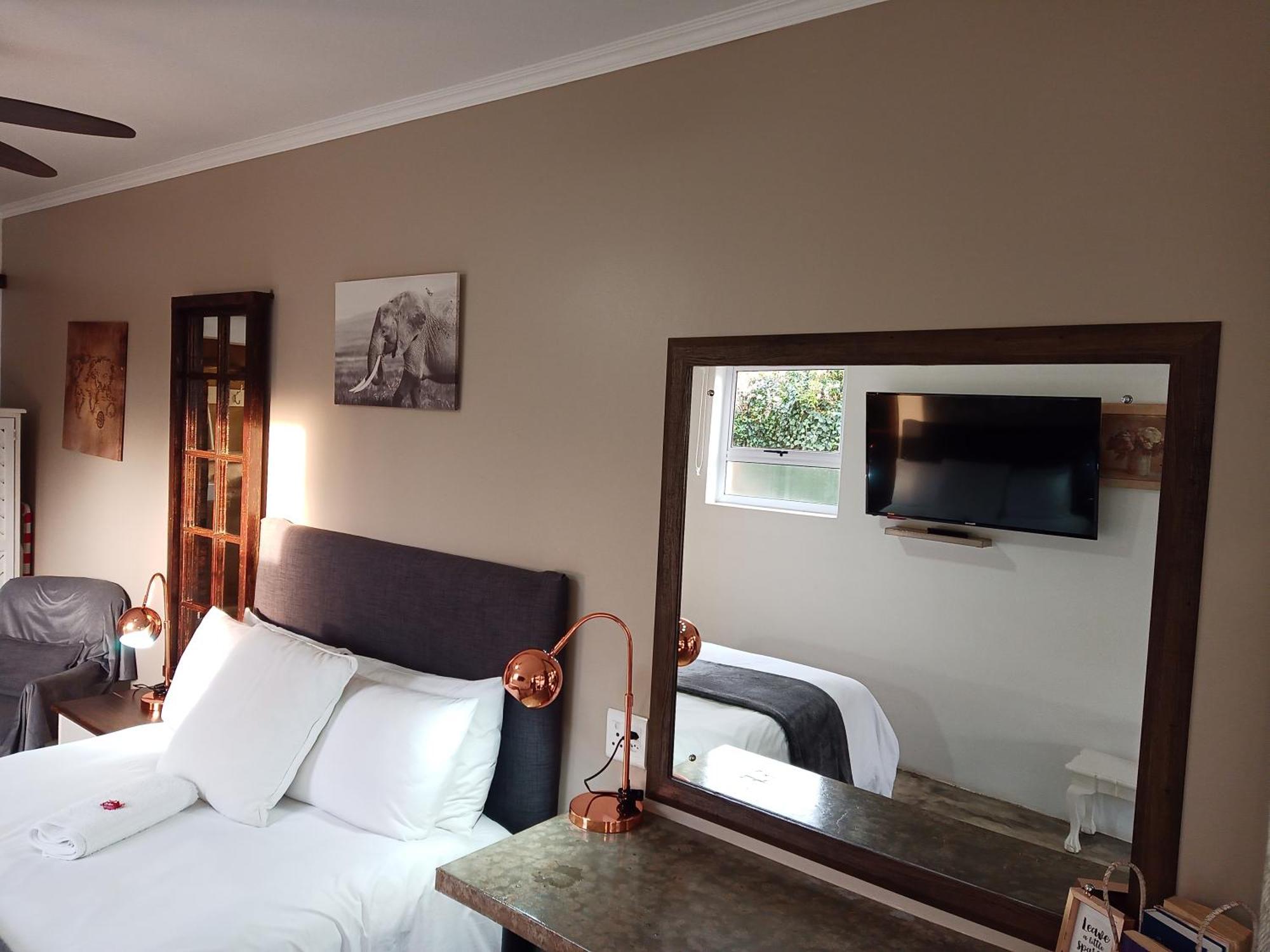 The Oak Treehouse Bnb Куинстаун Экстерьер фото