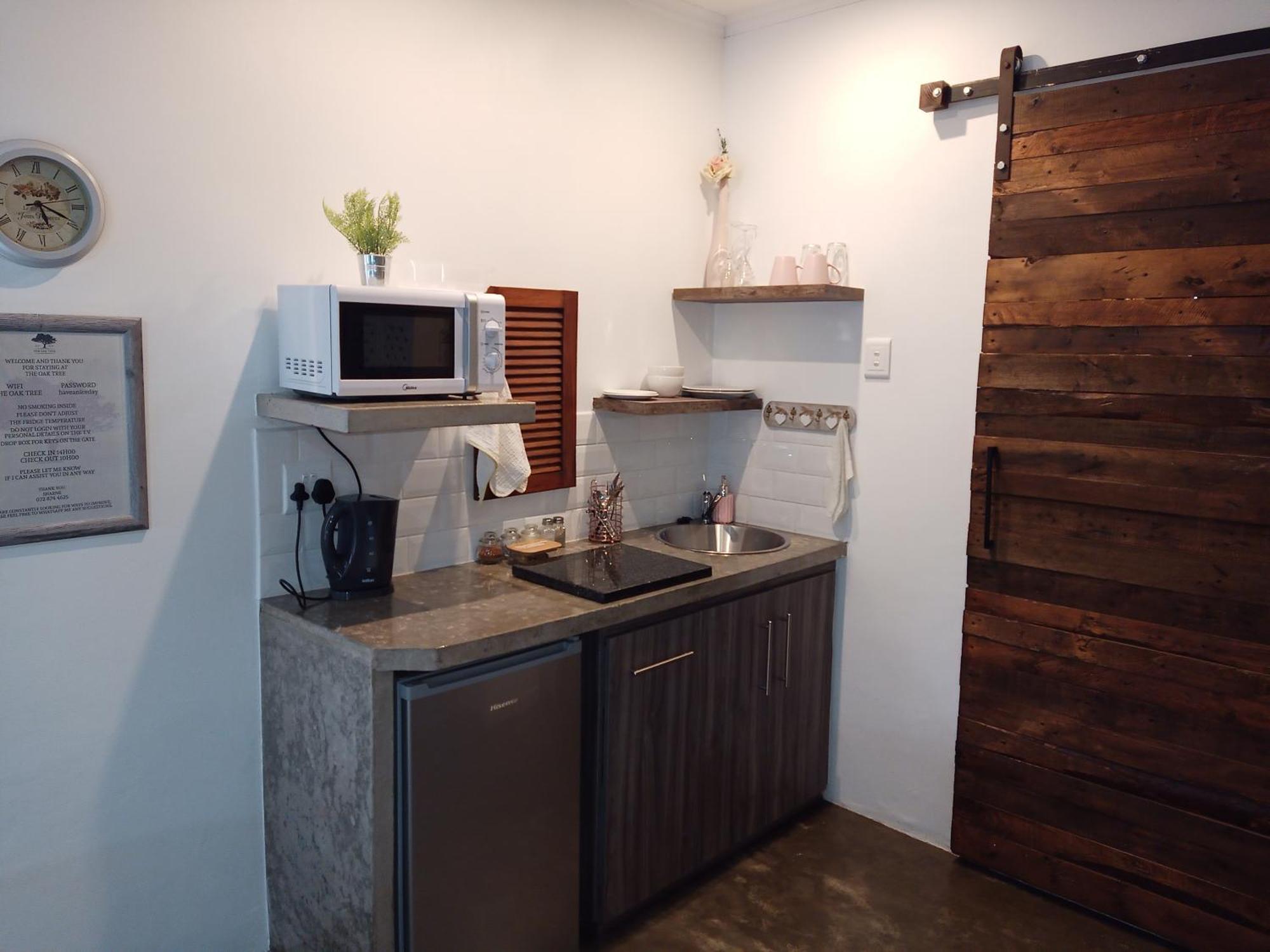 The Oak Treehouse Bnb Куинстаун Экстерьер фото